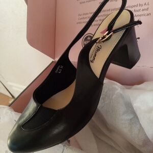 Black Women's Slingback Pregnancy Sophia Heels Size 6.5